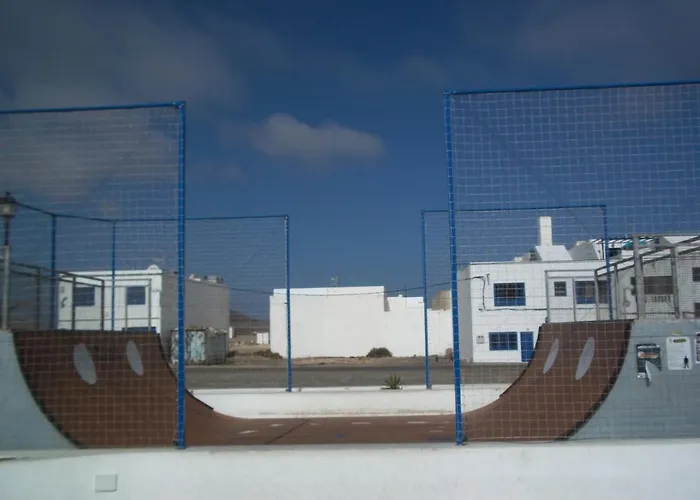 Beautiful Small Bungalow, Amazing Views And Garden