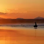 Nyaraló Beautiful Small Bungalow, Amazing Views And Garden Famara