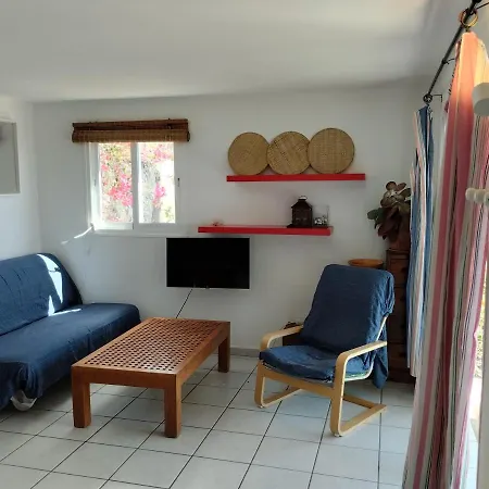 Casa vacanze Beautiful Small Bungalow, Amazing Views And Garden *