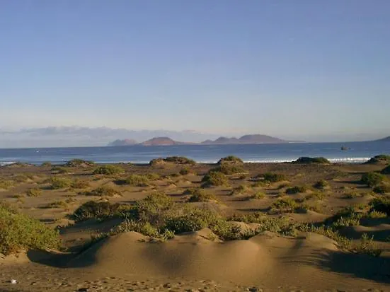 Beautiful Small Bungalow, Amazing Views And Garden Famara