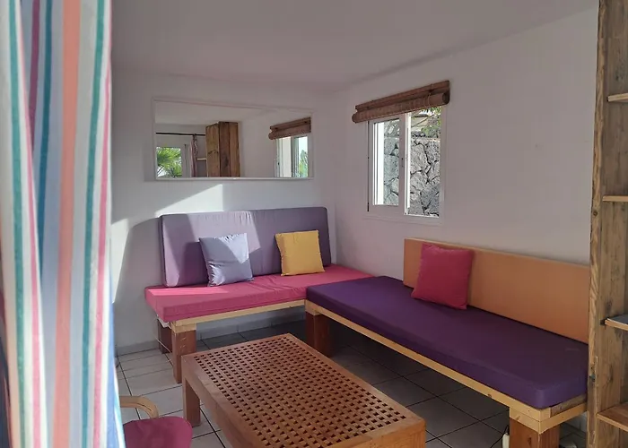 Beautiful Small Bungalow, Amazing Views And Garden