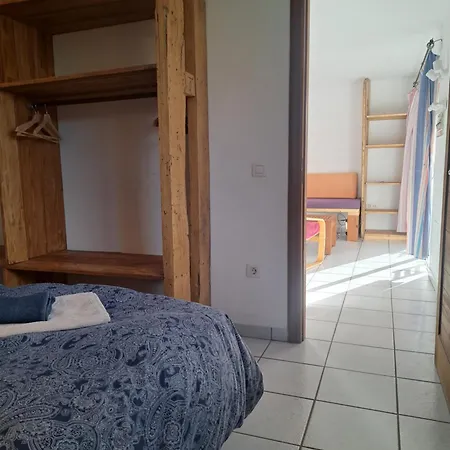 Beautiful Small Bungalow, Amazing Views And Garden